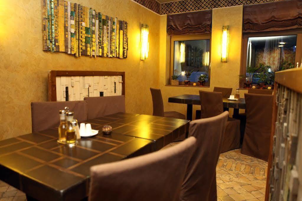 Hotel Dras Maribor Exteriör bild